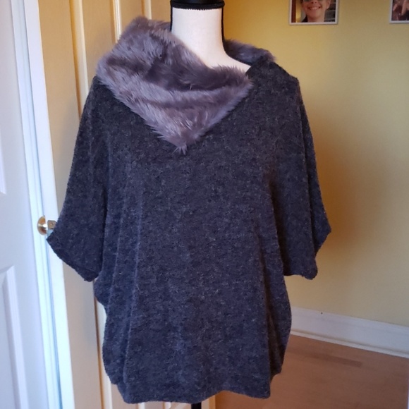 Buckle Faux Fur Collar Sweater🧡 - Picture 1 of 4